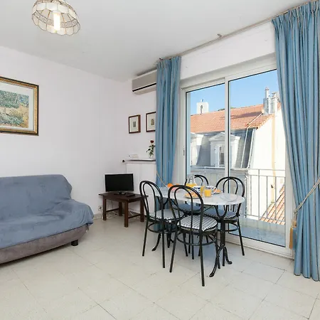 Clemenceau Yourhosthelper Apartment Cannes