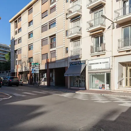 Clemenceau Yourhosthelper Apartment *
